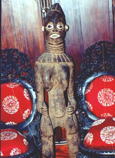 Rare antique Yoruba, Nigeria African female sculpture