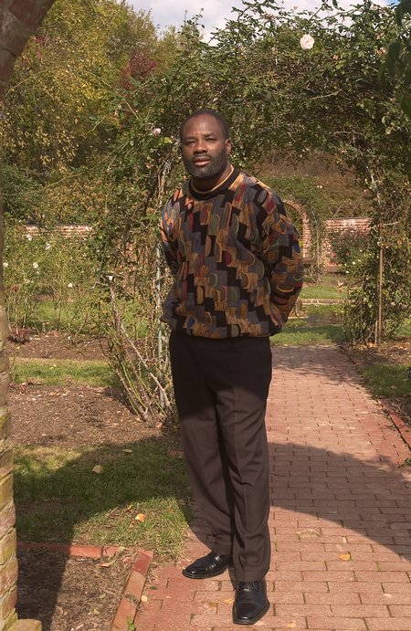 http://emeagwali.com/photos/archive/random/photos-october-2005/Philip-Emeagwali-Ladew-Topiary-Gardens-Monkton-Maryland-October-29-2005-755-450.jpg